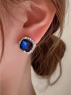 💎4/$20💎Navy Geometric Square Studs (PREVIEW)